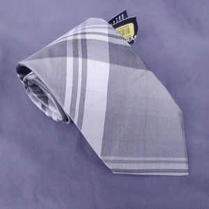 NWT Murano Grey/Silver Plaid Striped Tie